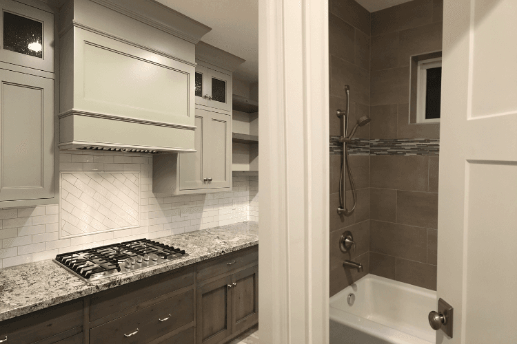 Custom range & backsplash